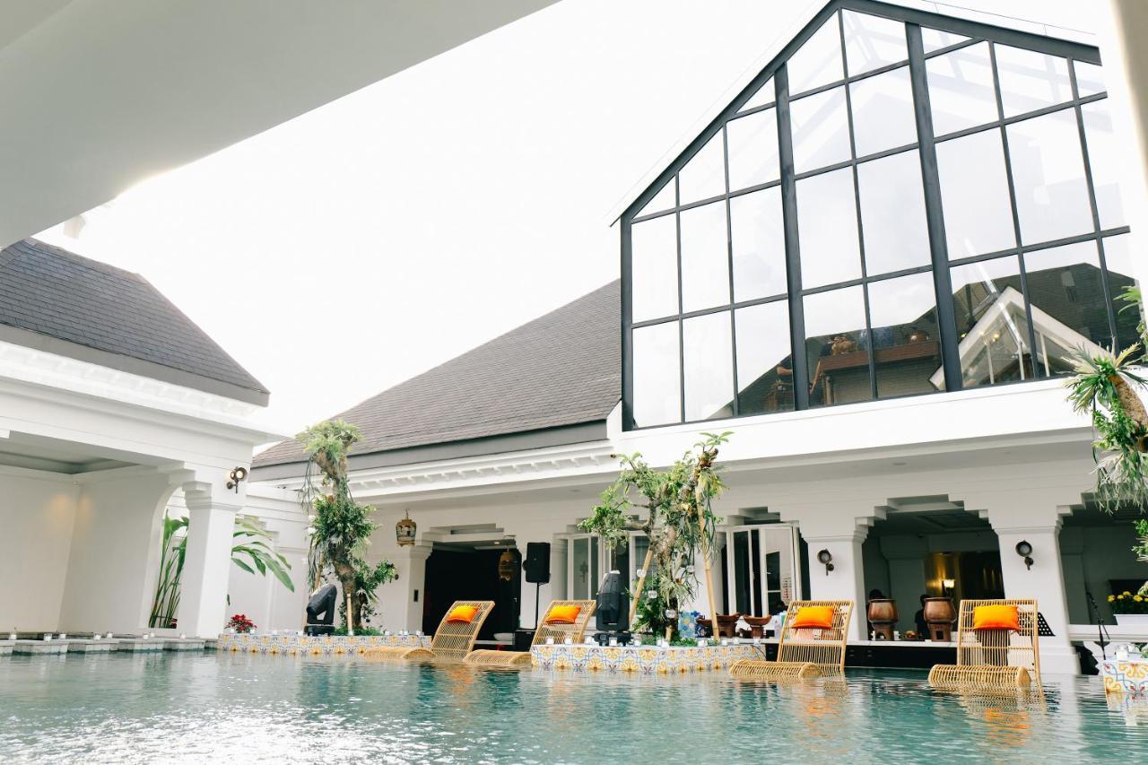 Mahalaya The Legacy Hotel スラカルタ エクステリア 写真