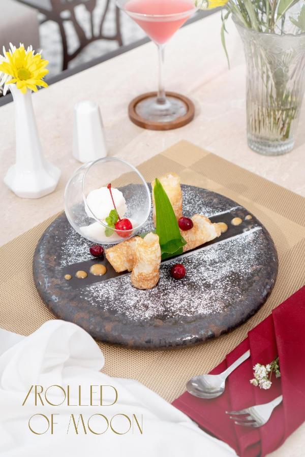 Mahalaya The Legacy Hotel スラカルタ エクステリア 写真